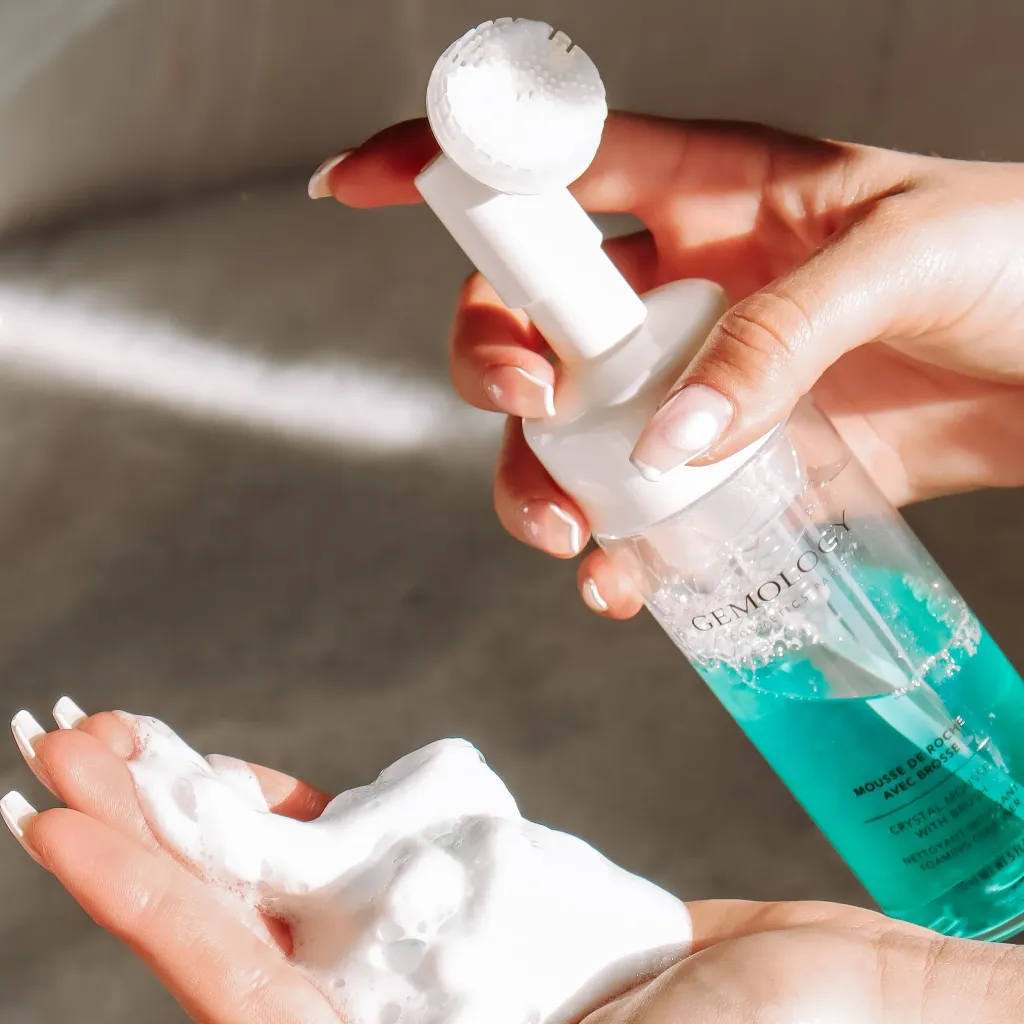 Mousse-de-Roche-Cleanser-with-Brush-hudpleie-JK-Shop-31358109384884.webp